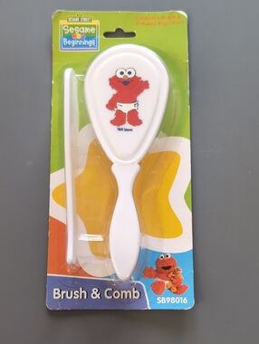 Sesame Street White Elmo Brush & Comb Set